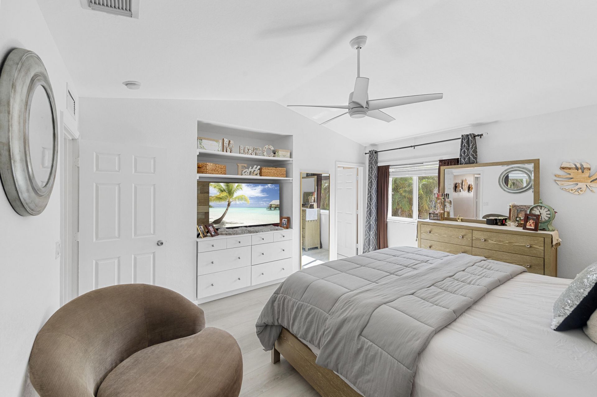 6148 Eaton Street, West Palm Beach, FL 33411 Photo