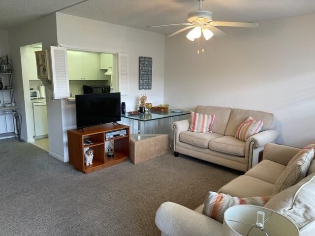 152 Suffolk D, Boca Raton, FL 33434 Photo