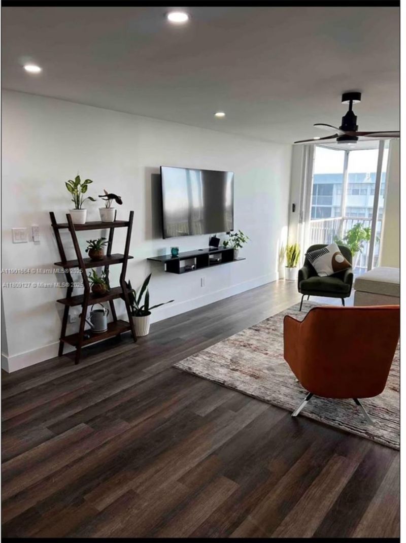 700 NW 214th St, Unit 719, Miami Gardens, FL 33169 Photo