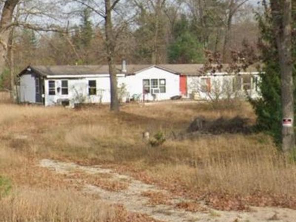 7590 Caberfae Highway, Manistee, MI 49660