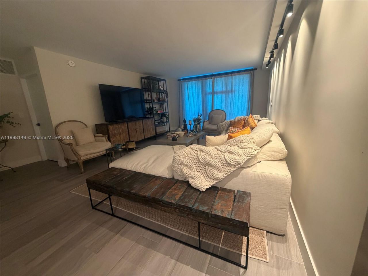 1121 Crandon Blvd, Unit E504, Key Biscayne, FL 33149 Photo