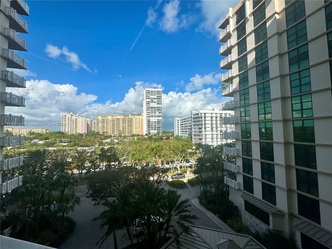 1121 Crandon Blvd, Unit E504, Key Biscayne, FL 33149 Photo