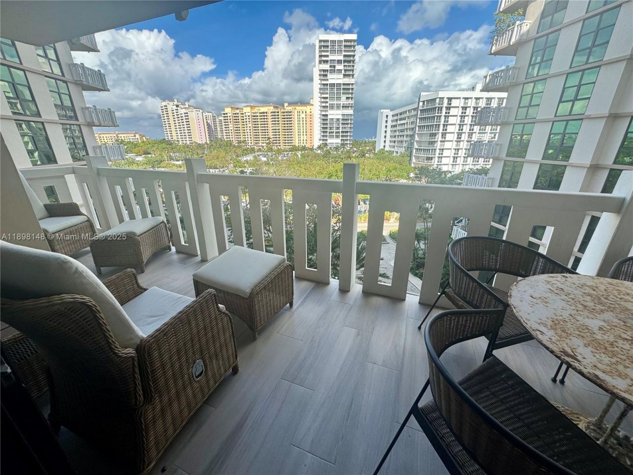 1121 Crandon Blvd, Unit E504, Key Biscayne, FL 33149 Photo