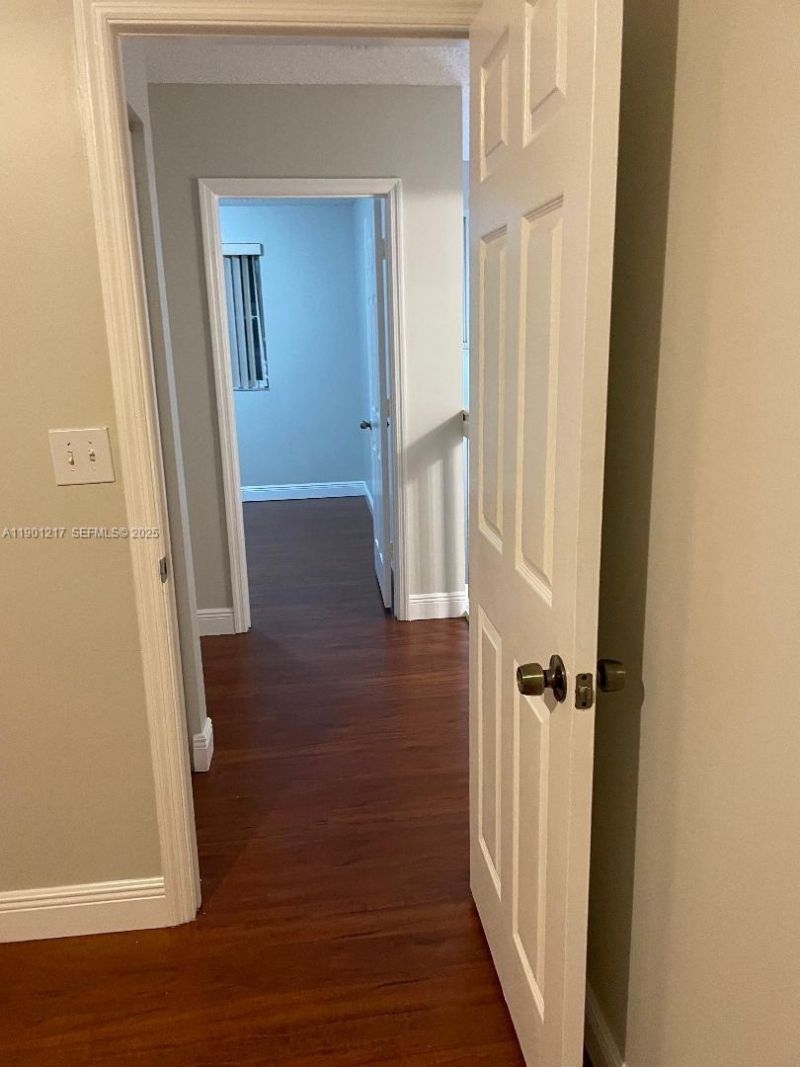 16530 SW 96th Ter, Miami, FL 33196 Photo