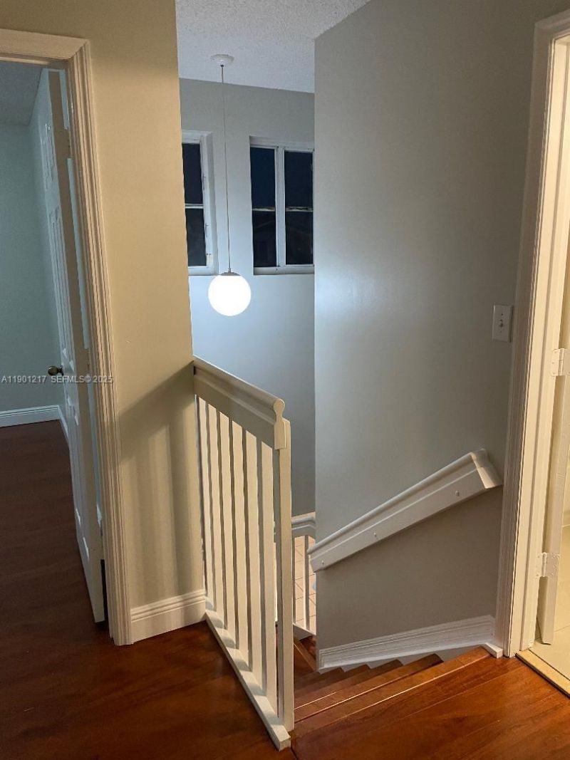 16530 SW 96th Ter, Miami, FL 33196 Photo