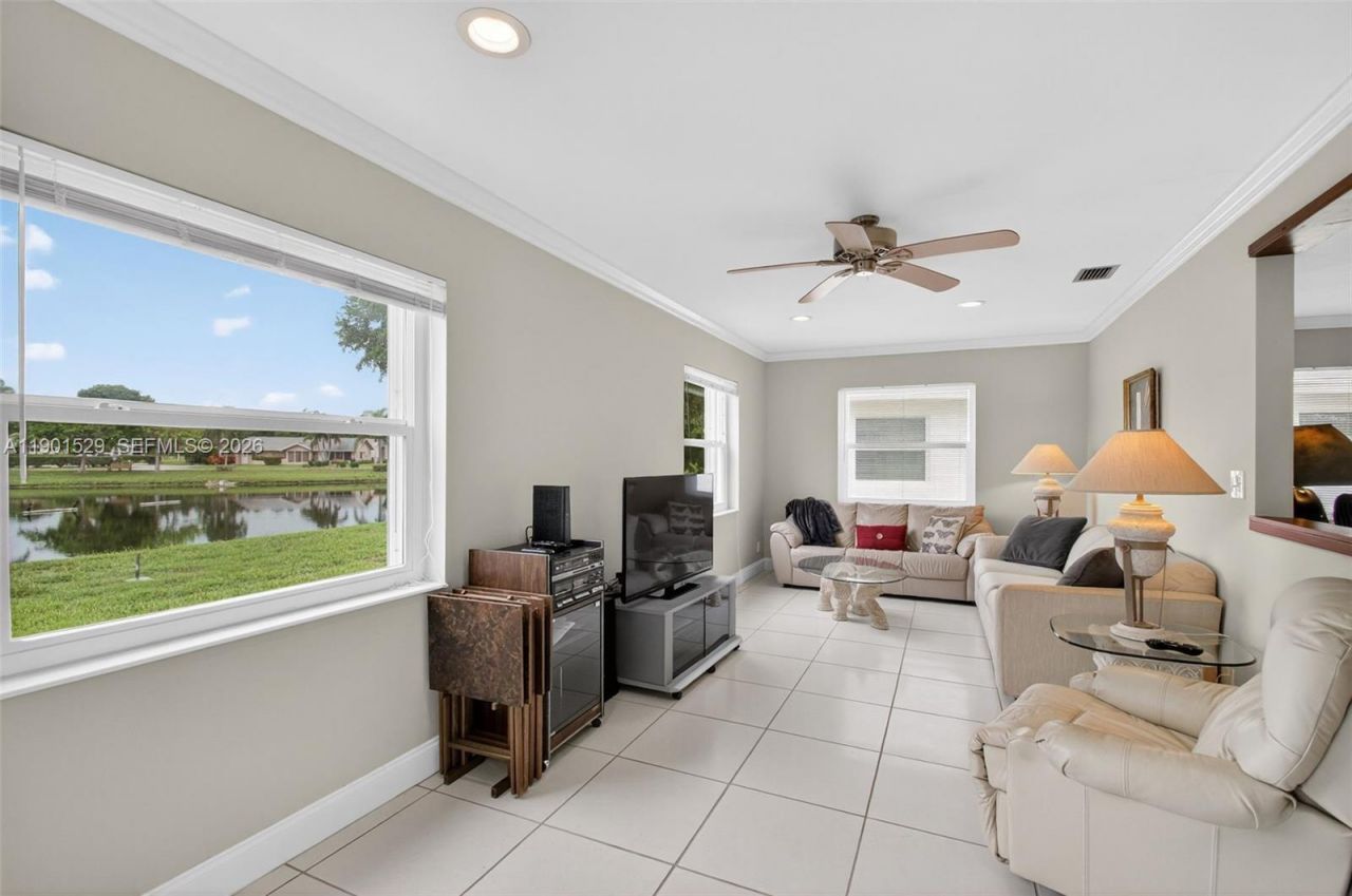 3810 Rowena Cir, Unit ., West Palm Beach, FL 33417 Photo