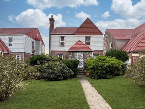 4706 Utopia Parkway, Flushing, NY 11358