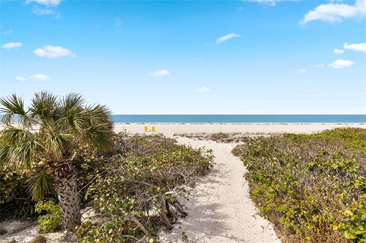 460 Gulf Boulevard, Unit 4, Boca Grande, FL 33921 Photo