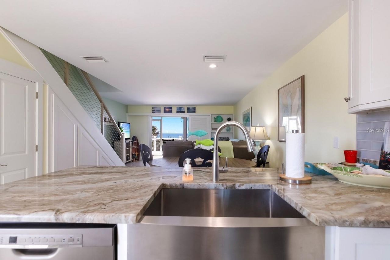 460 Gulf Boulevard, Unit 4, Boca Grande, FL 33921 Photo