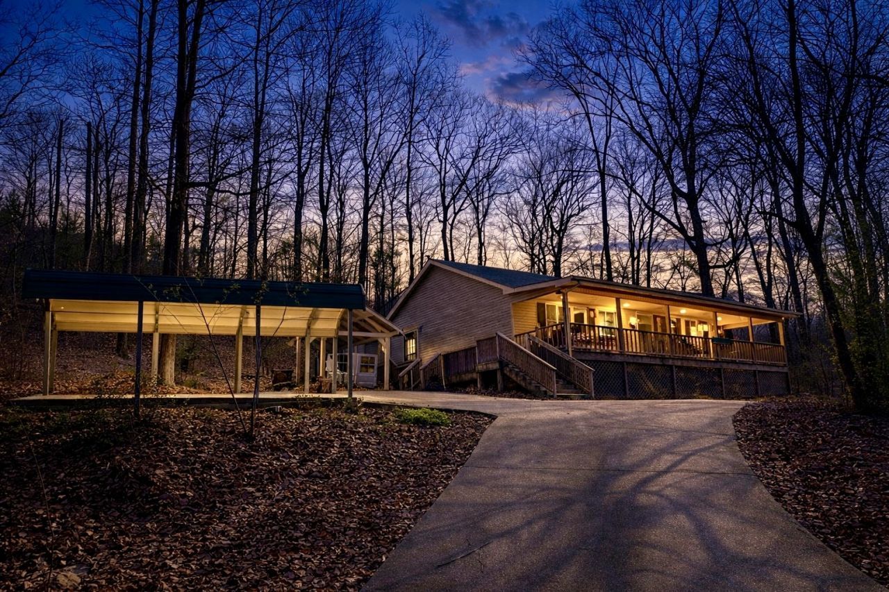 604 Beasley Hollow Rd, Linden, TN 37096 Main Photo