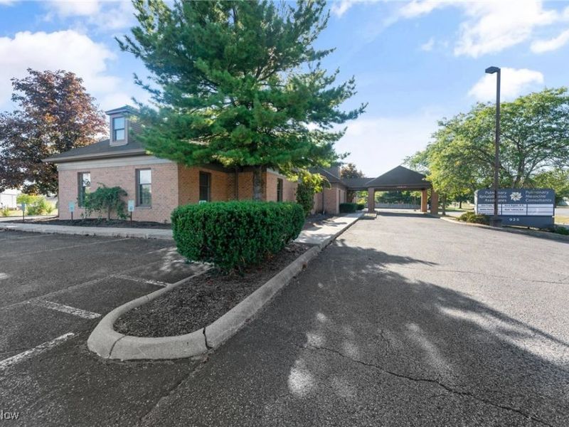 925 Trailwood Drive, Boardman, OH 44512 Photo 12