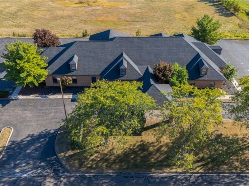 925 Trailwood Drive, Boardman, OH 44512 Photo 2