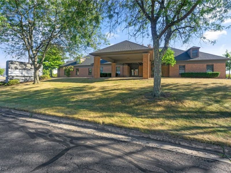 925 Trailwood Drive, Boardman, OH 44512 Photo 3