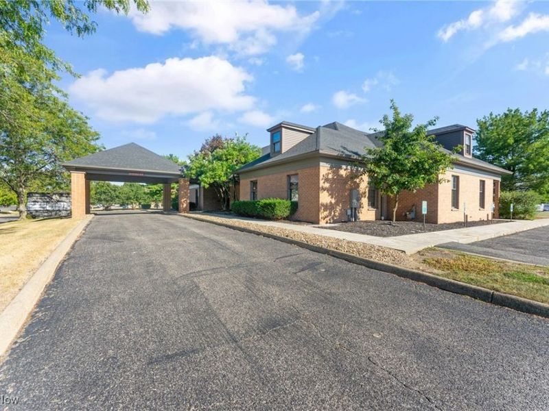 925 Trailwood Drive, Boardman, OH 44512 Photo 6