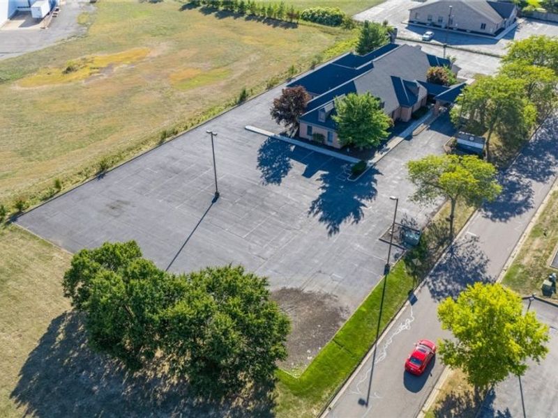 925 Trailwood Drive, Boardman, OH 44512 Photo 7