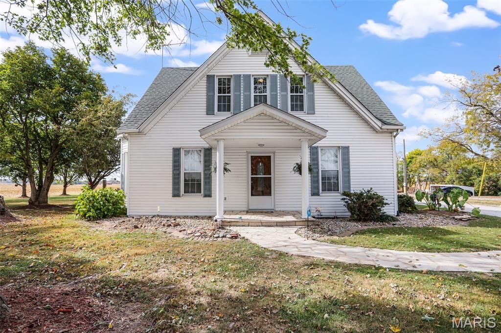 7733 N State Route 159, Moro, IL 62067 Main Photo