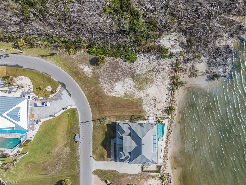 2288 Macadamia Ln, Saint James City, FL 33956 Photo