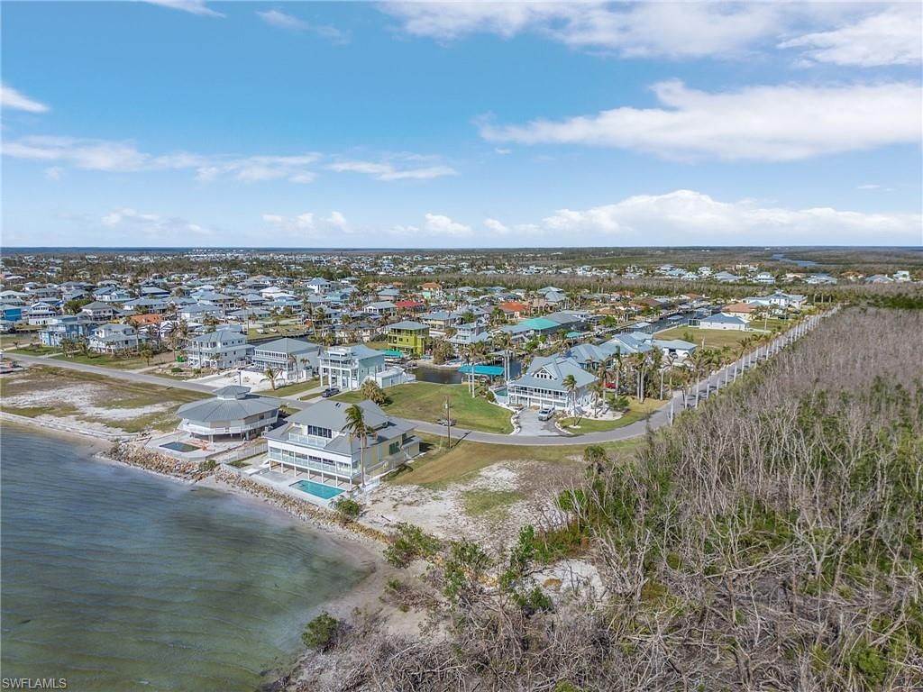 2288 Macadamia Ln, Saint James City, FL 33956 Photo