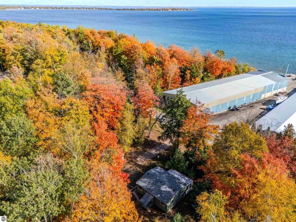 10835 Shore Drive N, Northport, MI 49670