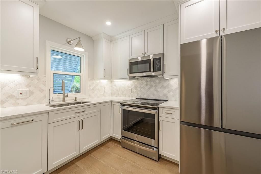 301 Ridge Dr, Naples, FL 34108 Photo