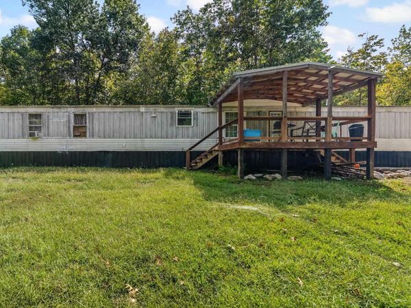 386 CUB CREEK RD, Appomattox, VA 24522