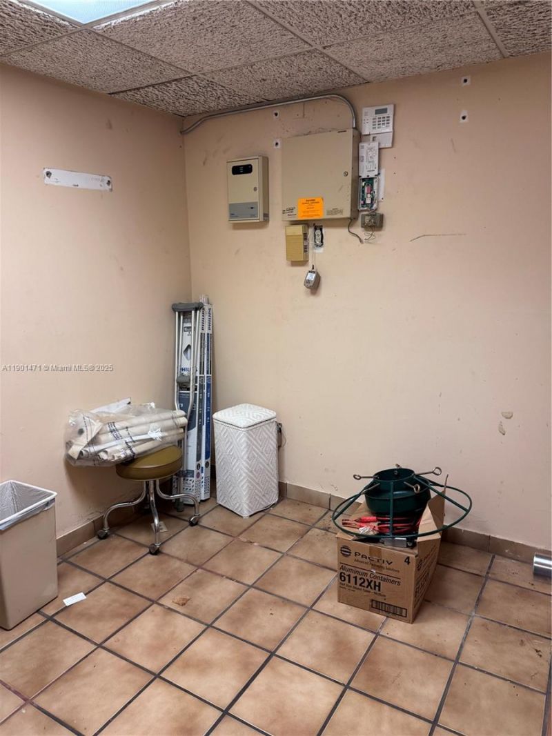 2660 SW 3rd St, Miami, FL 33135 Photo