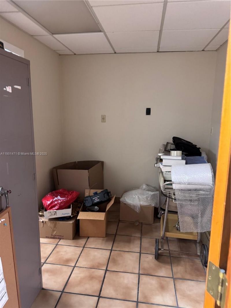 2660 SW 3rd St, Miami, FL 33135 Photo