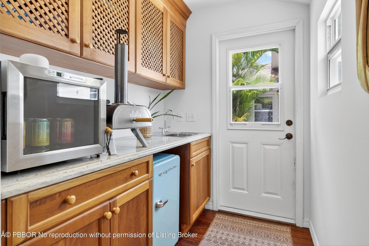 302 Wildermere Road, West Palm Beach, FL 33401 Photo