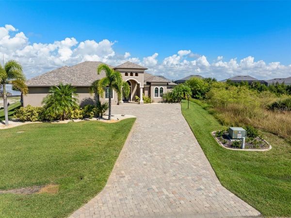 15516 MARGO CIRCLE, PORT CHARLOTTE, FL 33981