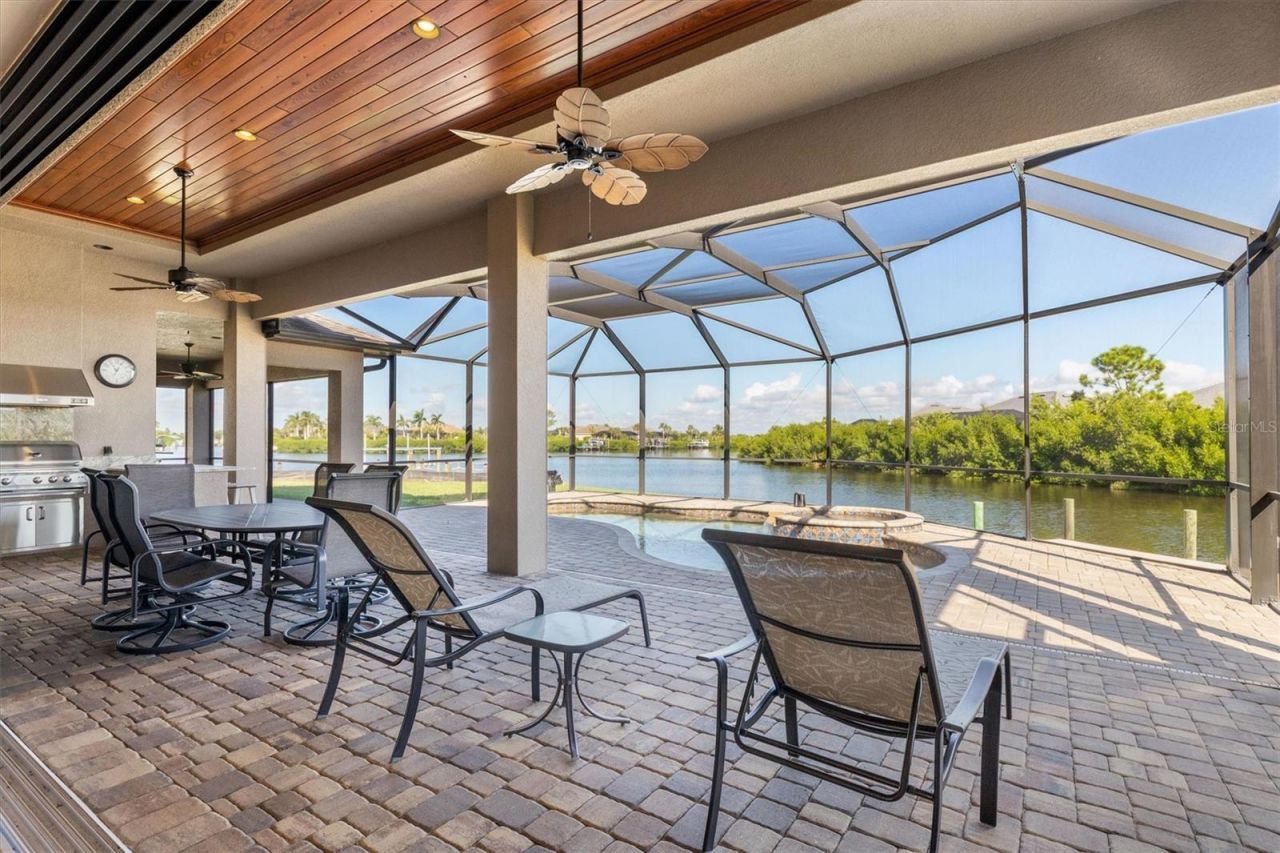 15516 Margo Circle, Port Charlotte, FL 33981 Photo