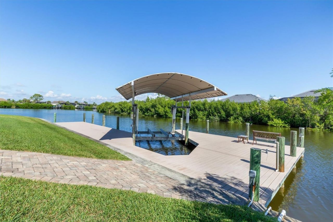 15516 Margo Circle, Port Charlotte, FL 33981 Photo