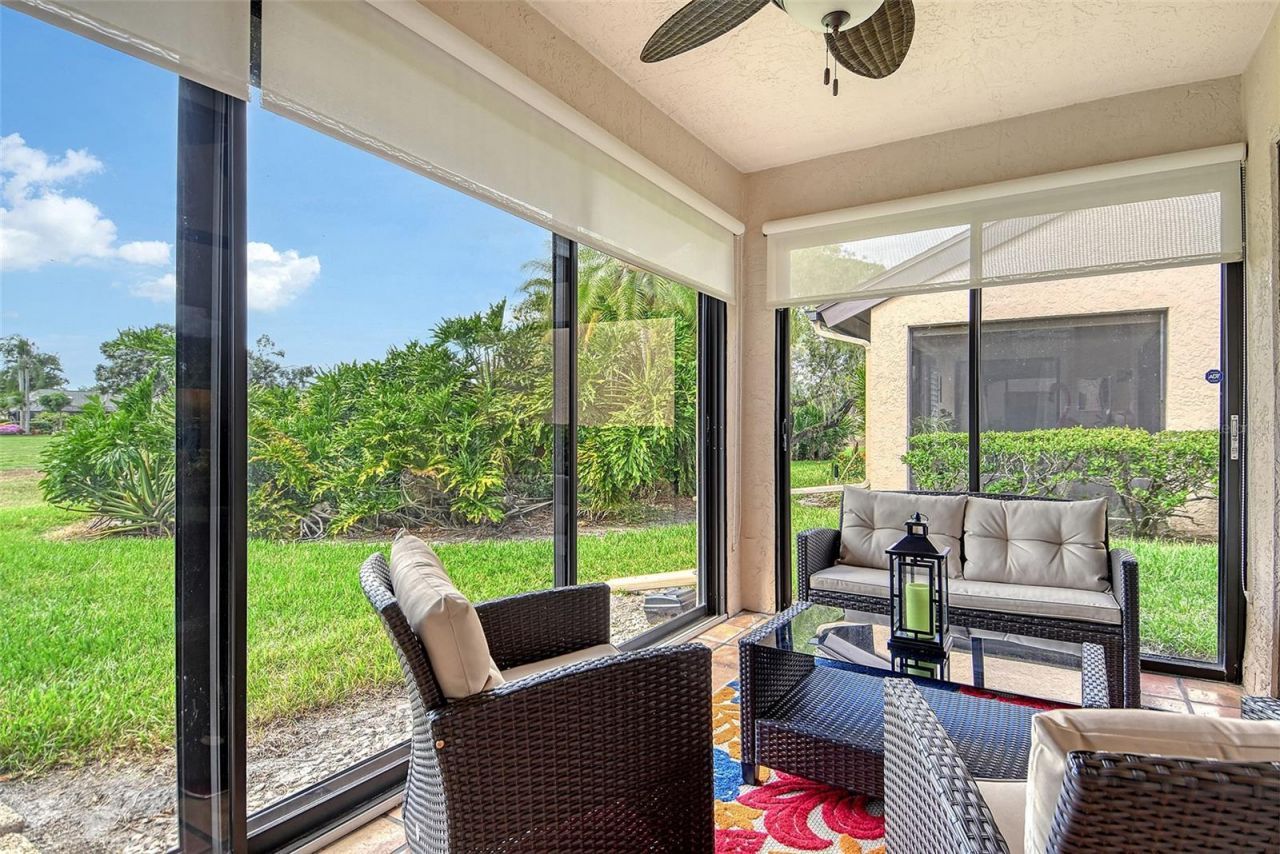 6261 Timber Lake Drive, Unit F6, Sarasota, FL 34243 Photo