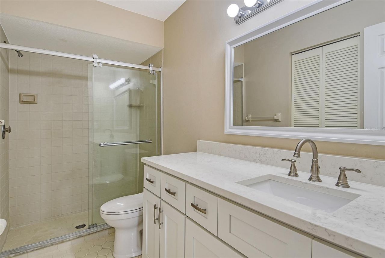 6261 Timber Lake Drive, Unit F6, Sarasota, FL 34243 Photo