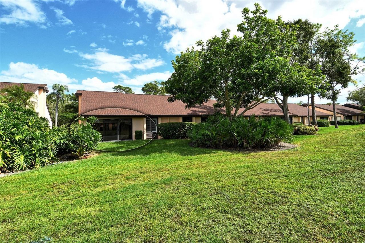 6261 Timber Lake Drive, Unit F6, Sarasota, FL 34243 Photo