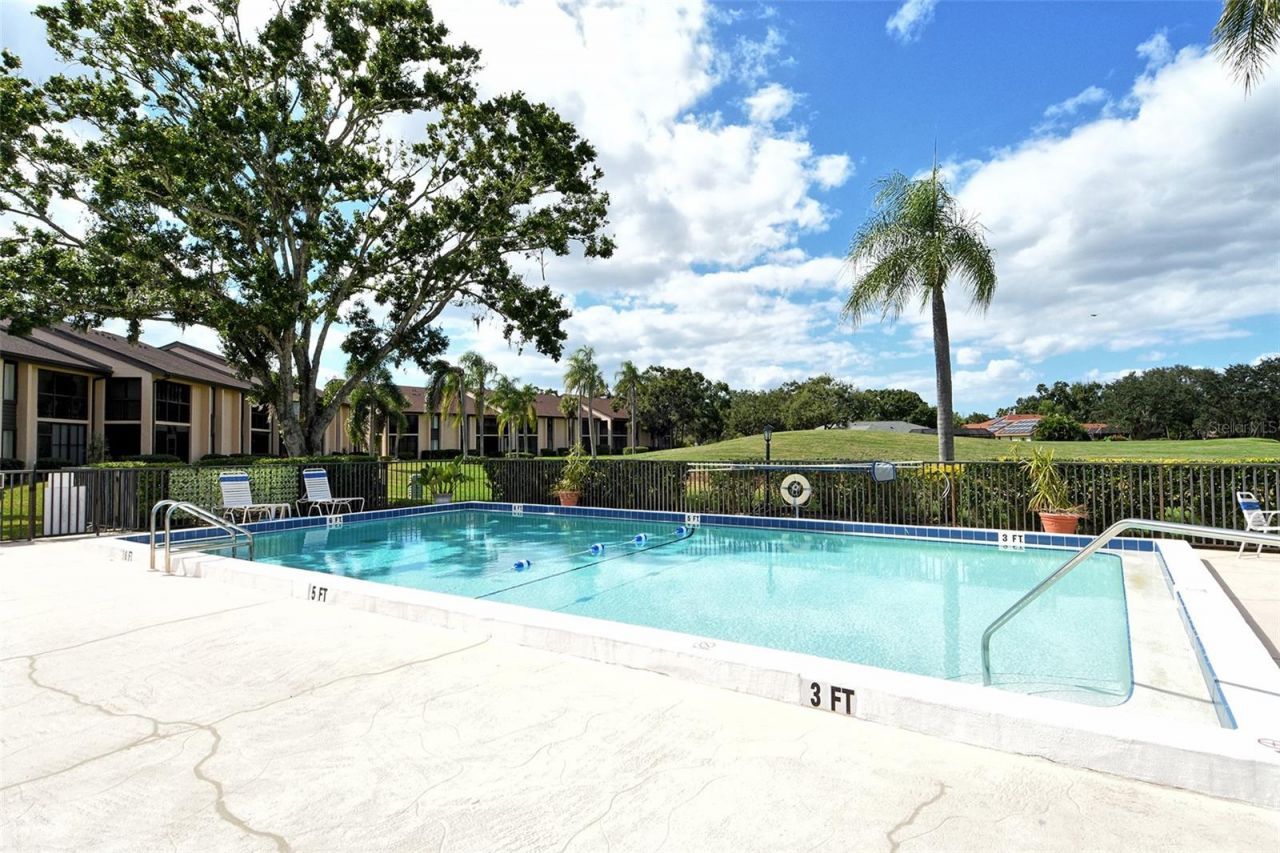 6261 Timber Lake Drive, Unit F6, Sarasota, FL 34243 Photo