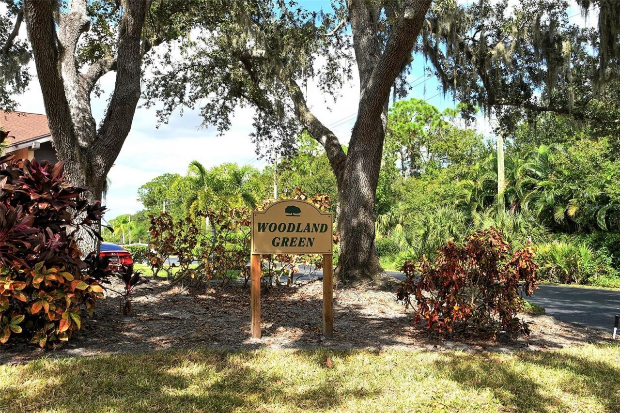 6261 Timber Lake Drive, Unit F6, Sarasota, FL 34243 Photo