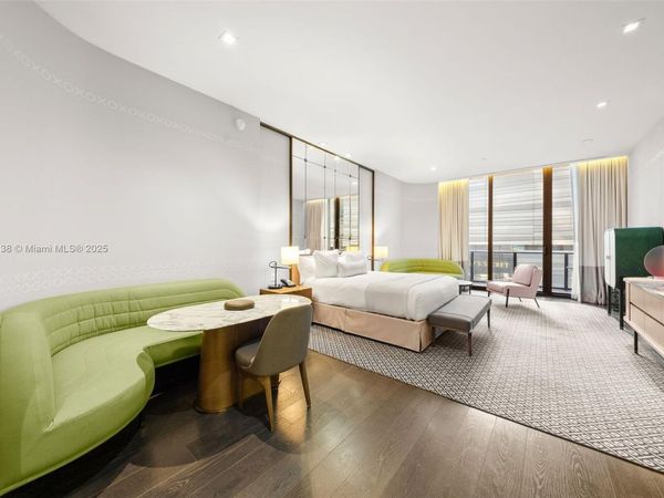 801 S Miami Ave, Unit 402, Miami, FL 33130