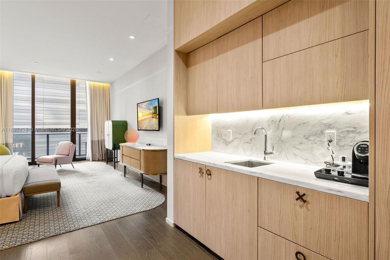 801 S Miami Ave, Unit 402, Miami, FL 33130 Photo