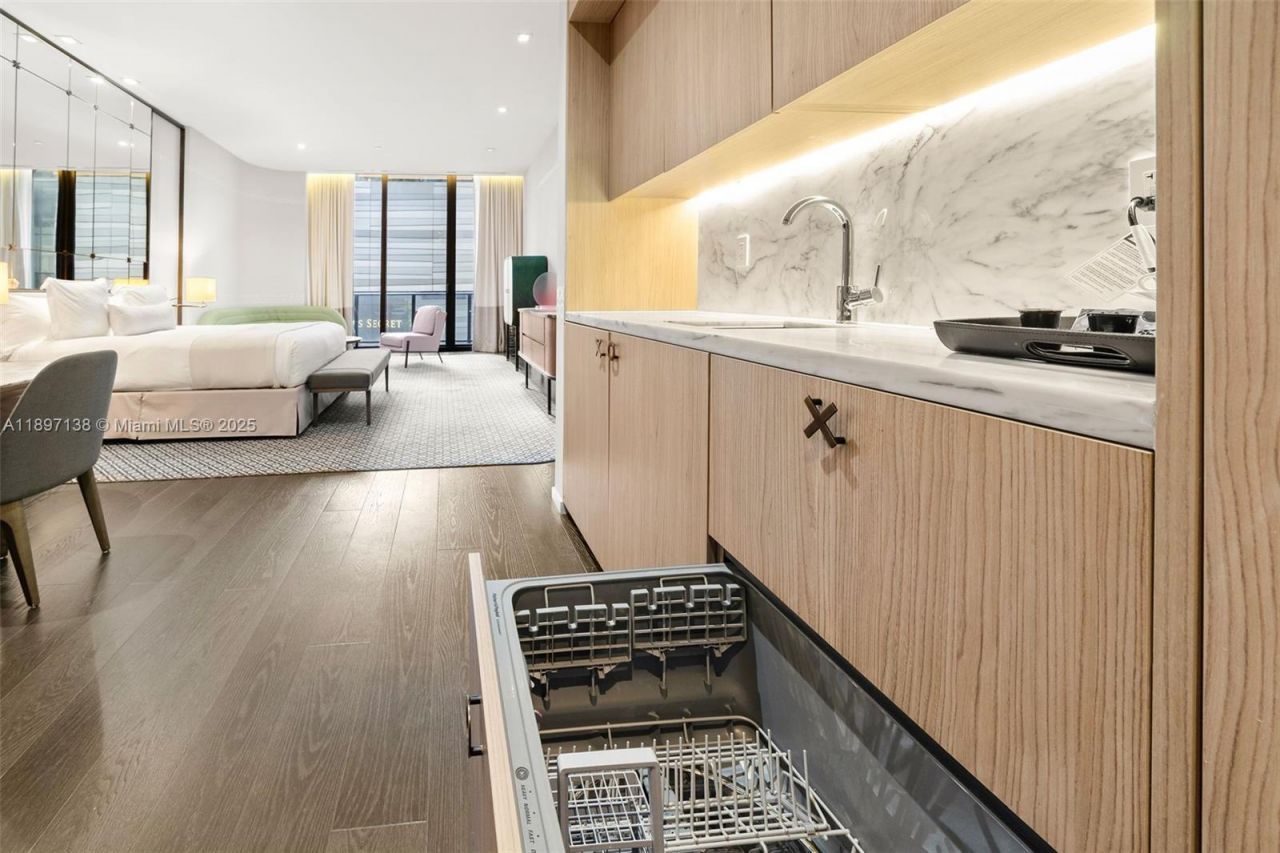 801 S Miami Ave, Unit 402, Miami, FL 33130 Photo