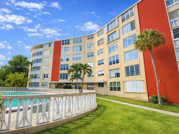 1475 NE 125th Ter, Unit 307-BI, North Miami, FL 33161