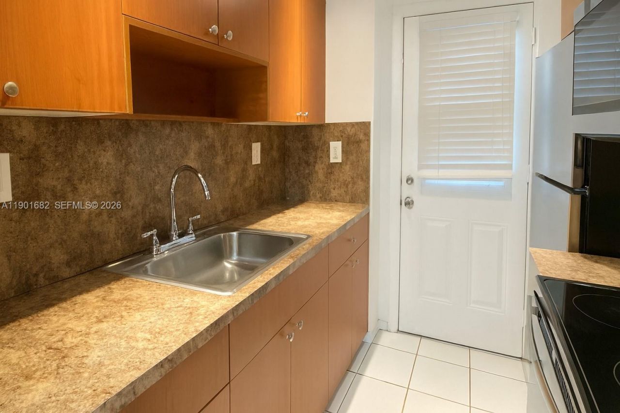 1475 NE 125th Ter, Unit 307-BI, North Miami, FL 33161 Photo