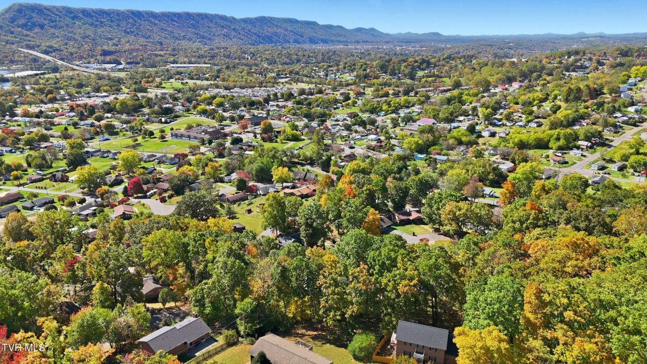 1200 Deerfield Avenue, Kingsport, TN 37660 Main Photo