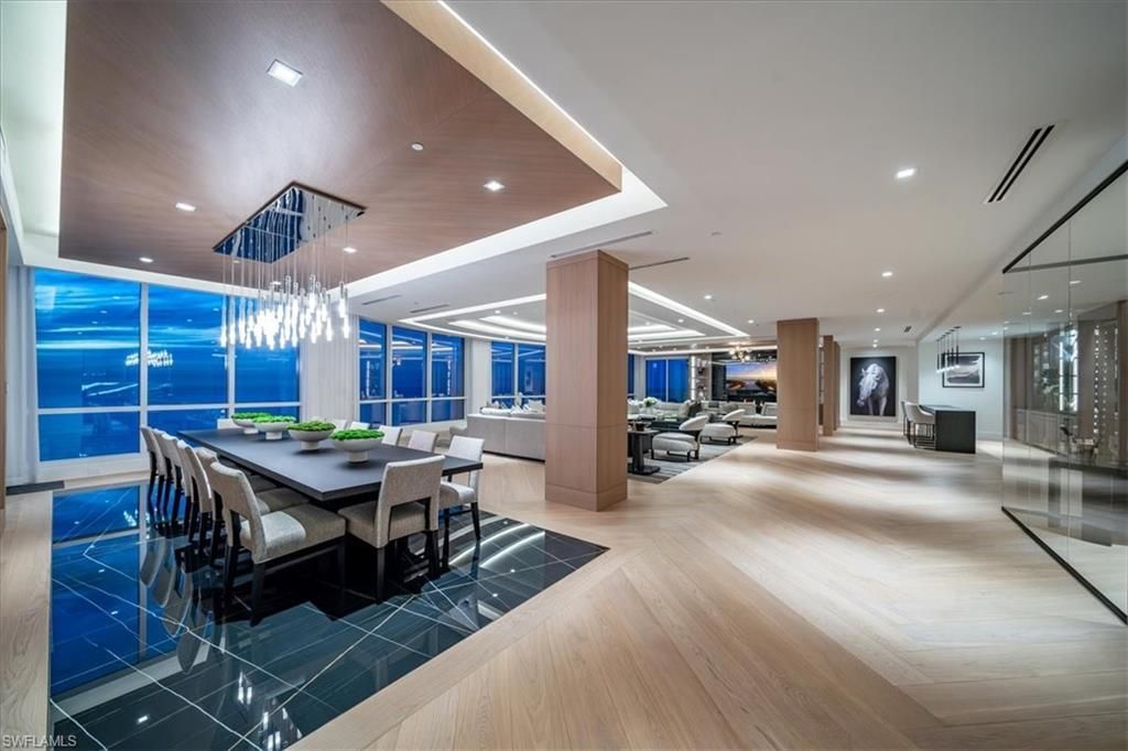 81 Seagate Dr, Unit PH20, Naples, FL 34103 Photo