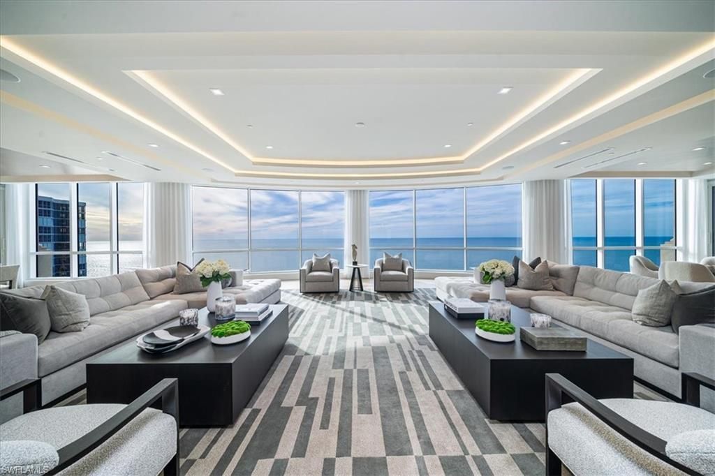 81 Seagate Dr, Unit PH20, Naples, FL 34103 Photo