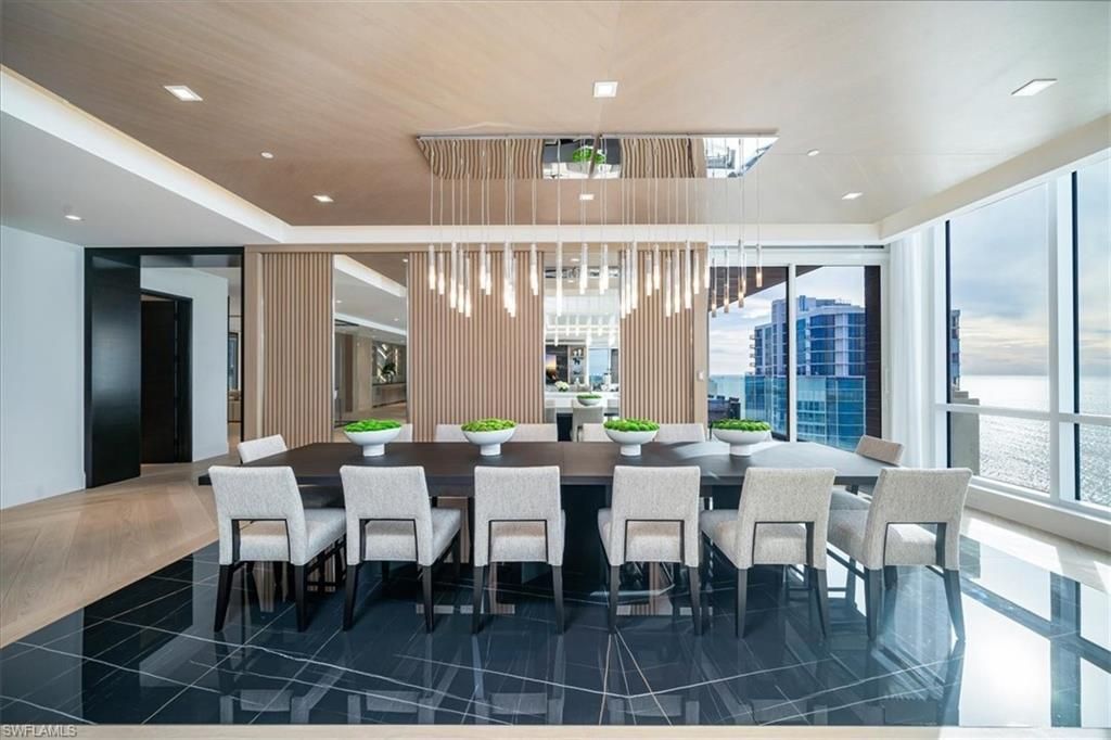 81 Seagate Dr, Unit PH20, Naples, FL 34103 Photo