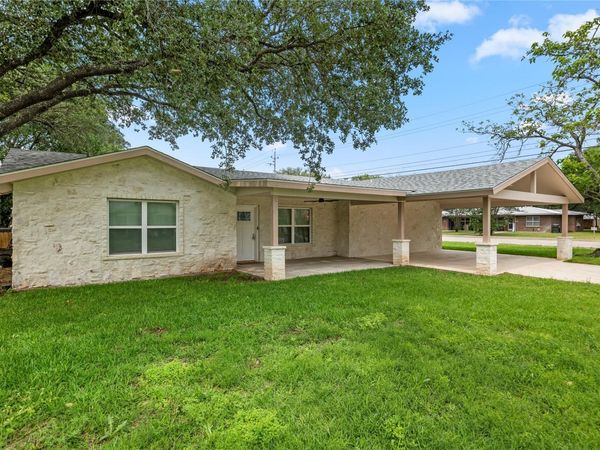 412 Oak ST, Bastrop, TX 78602