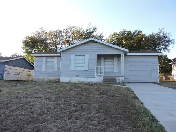 1513 Skyline Drive, River Oaks, TX 76114