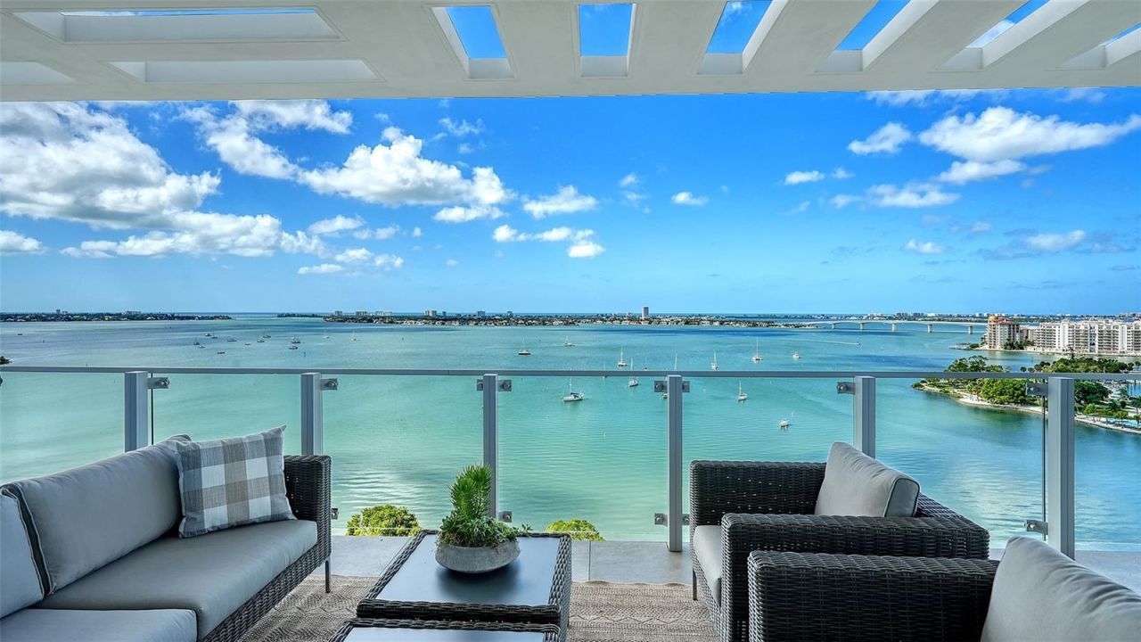 605 S Gulfstream Avenue, Unit 12, Sarasota, FL 34236 Photo