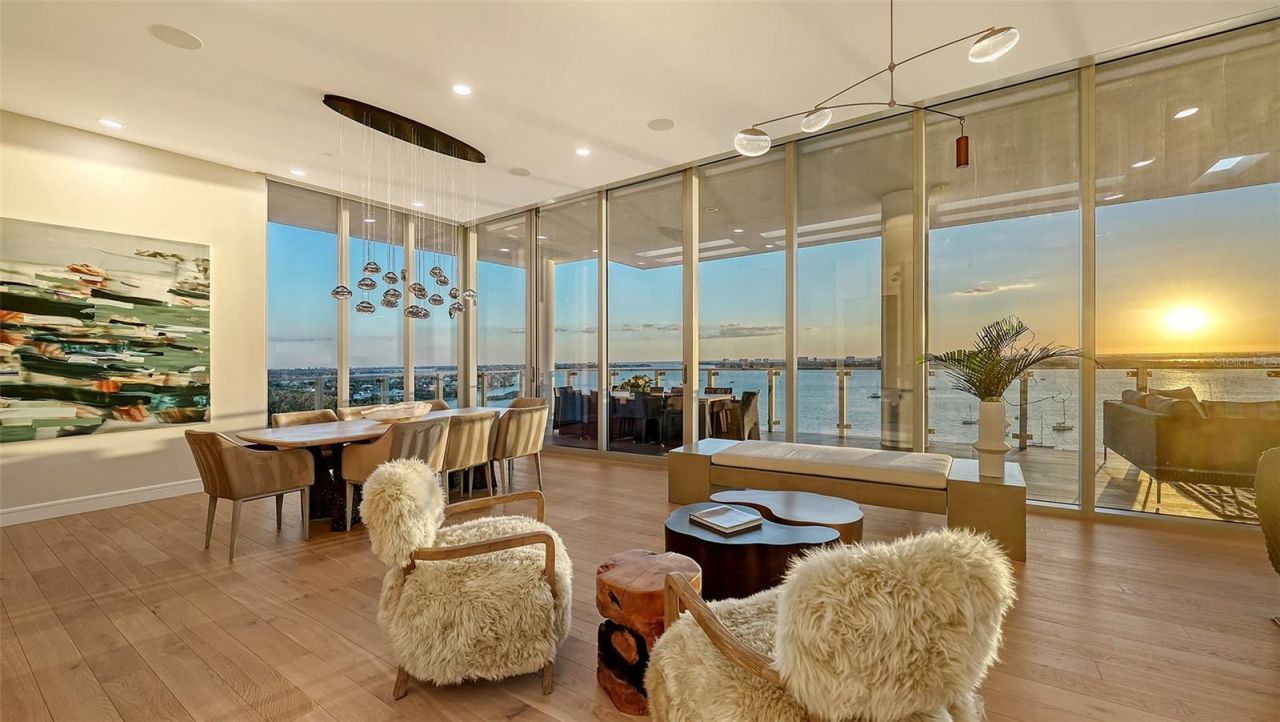 605 S Gulfstream Avenue, Unit 12, Sarasota, FL 34236 Photo