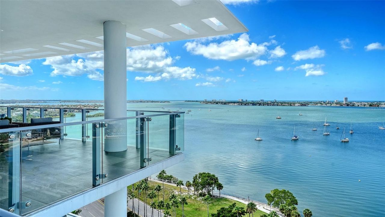 605 S Gulfstream Avenue, Unit 12, Sarasota, FL 34236 Photo